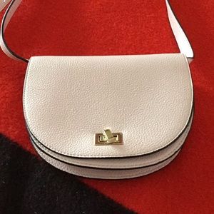 Steve Madden Purse w/ out tags Madden Pink purse crossbody small size